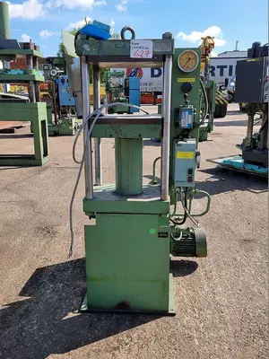 USED DARRAGON 15 TON