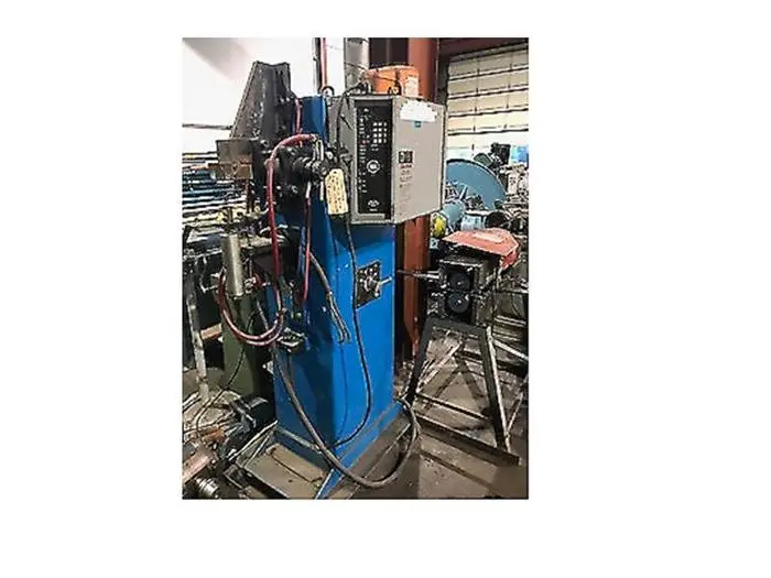 Used _UNKNOWN_ _UNKNOWN_ Spot Welders British Columbia CA | Modern Tool BC #1323656