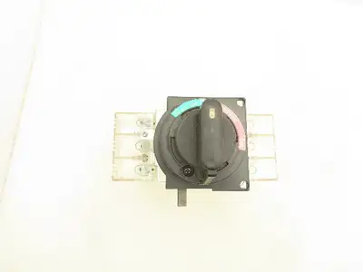Mitsubishi Electric NV83-CW Circuit Breaker Disconnect Switch 15A 3 Pole