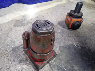 Hydraulic Jack