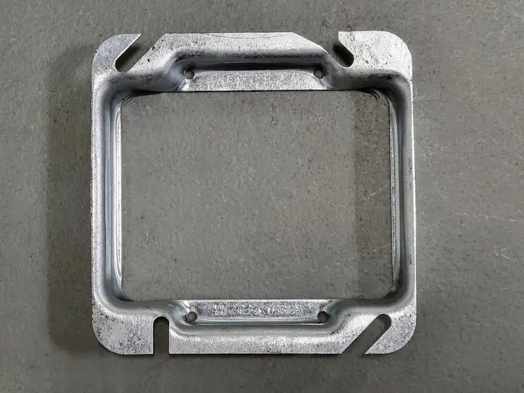 Used 2021 HUBBELL 52C18 Parts British Columbia CA | Lenmark #270253