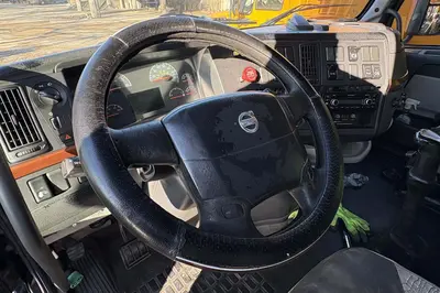 Used 2005 VOLVO VNL Conventional trucks New Jersey US | Proxy Equipment #1425980