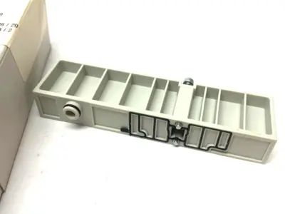 USED FESTO MANIFOLD COVER PLATE