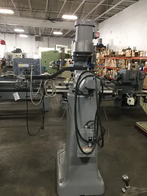 Used BRIDGEPORT 2 HP Vertical Mills Kentucky US | Machinery Central #1261600