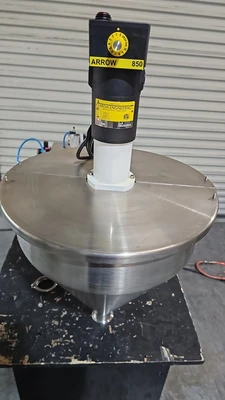 7-Gallon Stainless Steel Mixing Hopper with Variable Speed Agitator