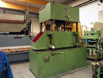 USED LVD 120 TON