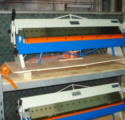 BIRMINGHAM 48" x 16ga HAND FINGER BRAKE