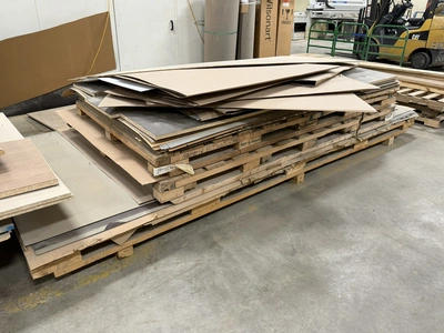 Used _UNKNOWN_ _UNKNOWN_ Bulk Merchandise / Pallets Michigan US | Miedema Asset Management Group #1577011