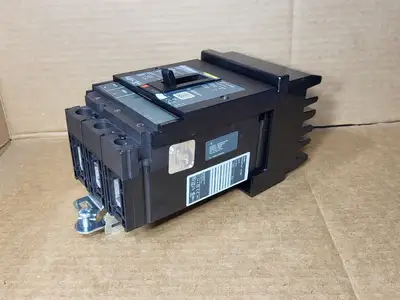 NEW SCHNEIDER ELECTRIC HJA36015