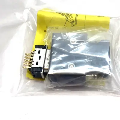 NEW ORIENTAL MOTOR CONNECTOR KIT ETI6104-A-F XMC407578-F TCRR36P2-A-F