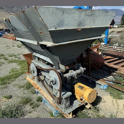 Shuffle Plate Hopper Feeder