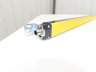 Schmersal SLC440COM-E-1450-14 Safety Light Curtain Transmitter Only
