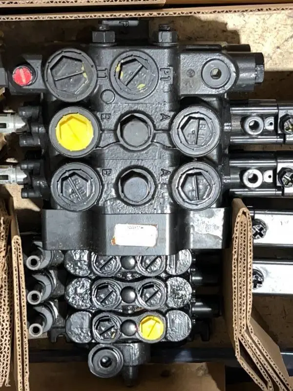 Hydraulic Valve Bank
