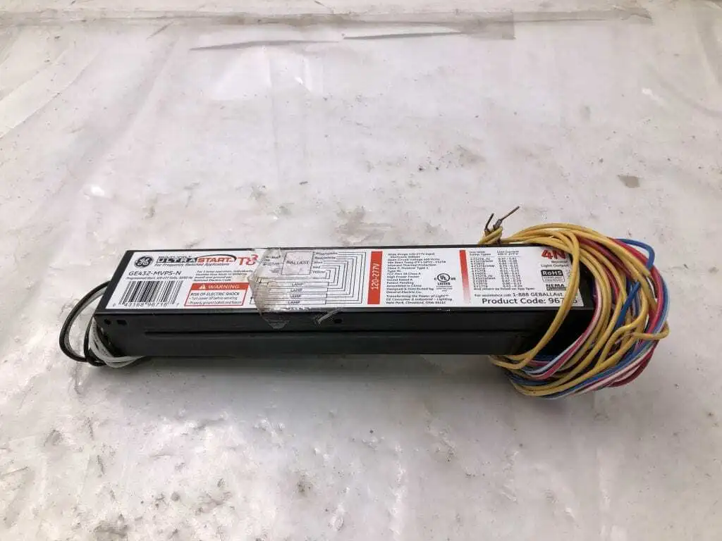 GE General Electric Multi-Volt Ultrastart GE432-MVPS-N Lighting Ballast 120-277V