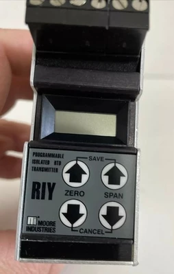 NEW MOORE R0-0-200C/4-20MA/12-42DC 0-200C