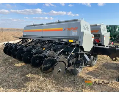 Used CRUSTBUSTER _UNKNOWN_ No-Till Drills Iowa US | Keast Enterprises #1360247