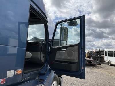 Used 2012 VOLVO VNL 6X4 Conventional trucks Michigan US | Miedema Asset Management Group #1476614