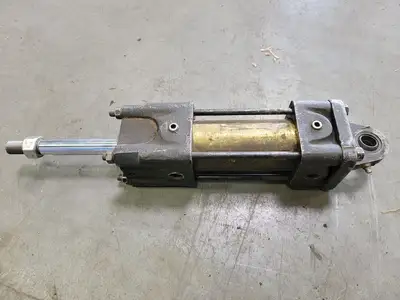 Pneumatic Air Cylinder 2" Bore x 3" Stroke