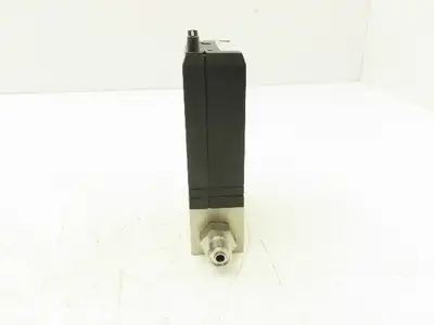 Aera FC-7700C Mass Flow Controller 100 SCCM