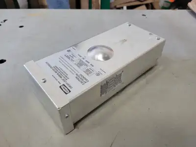 NEW HUBBELL HBL16
