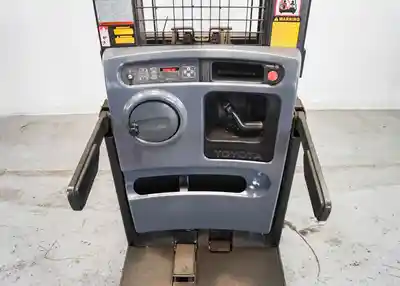 USED 2019 TOYOTA 8BPU15