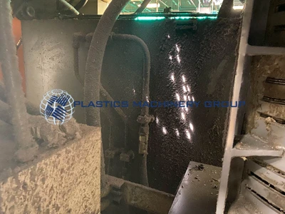 Cincinnati Milacron E90 Blow molder