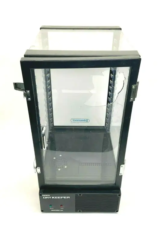 Used SANPLATEC DESICCATOR Electrical Boxes | Maverick Industrial Sales #1119920