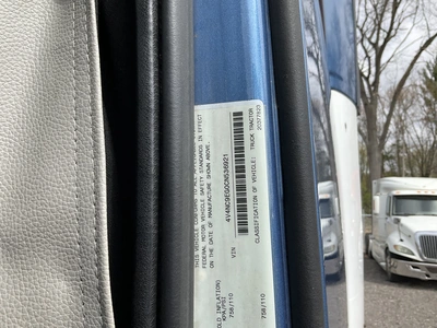 Used 2012 VOLVO VNL 6X4 Conventional trucks Michigan US | Miedema Asset Management Group #1476614