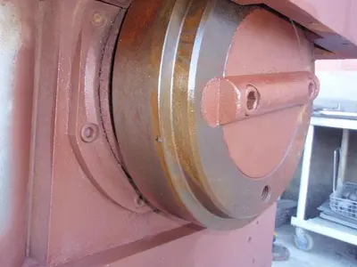 USED KOMAREK GREAVES B300