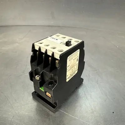 Siemens Furnas Electric Co 3TH8040-0A Contactor (BIN-1.1.1)