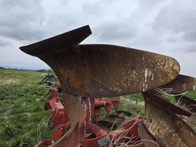 USED CASE IH 145
