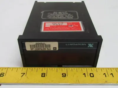 Newport Quanta Q2020-JDC1 Digital Temperature Panel Meter 10 VDC 5 Watt
