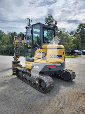USED 2022 XCMG XE55U