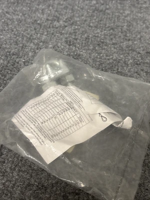 New | in-Stock Grainger 4DV35 Misc Fasteners California US | Davliegogo LLC #1706012