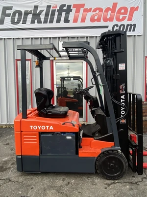 USED 2011 TOYOTA 7FBEU15