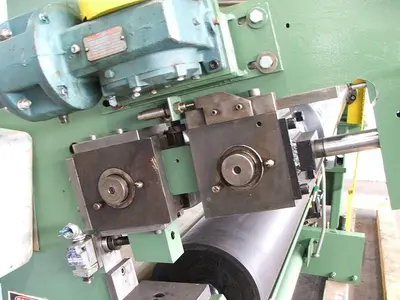 USED 1995 WALDRON REVERSE ROLL COATER