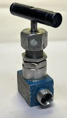 USED WHITEY SS-7VS8