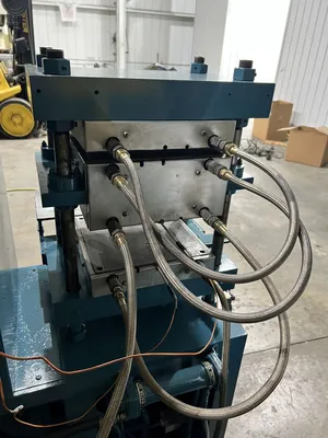 USED 1983 WABASH WABASH 30-1212 HMBX PRESS