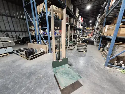 USED BEECH SQD-2470