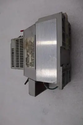 ALLEN BRADLEY 160-AA04NSF1 1 HP SPEED DRIVE 240 VAC 1 SER B #K-2576-B