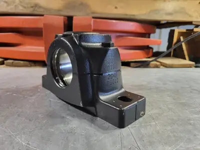 NEW SKF SE512-610