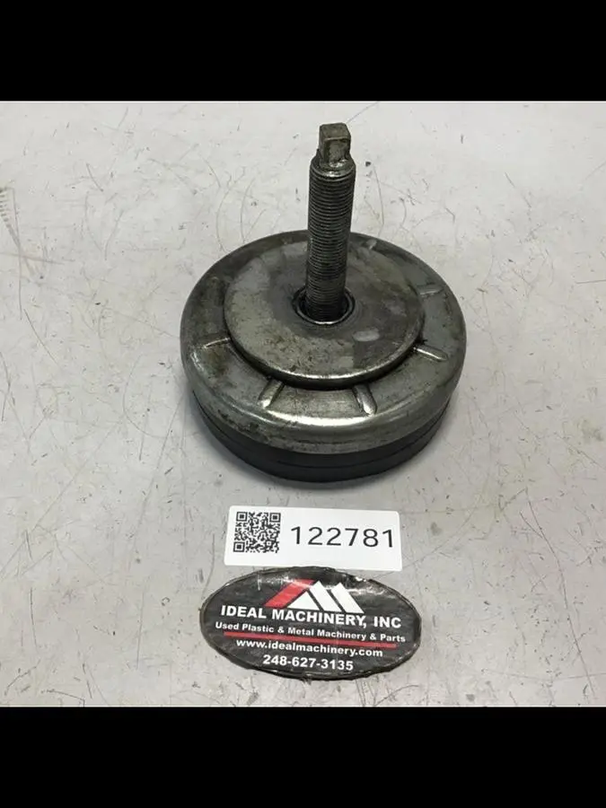 USED METAL FABRICATOR LEVELING PAD