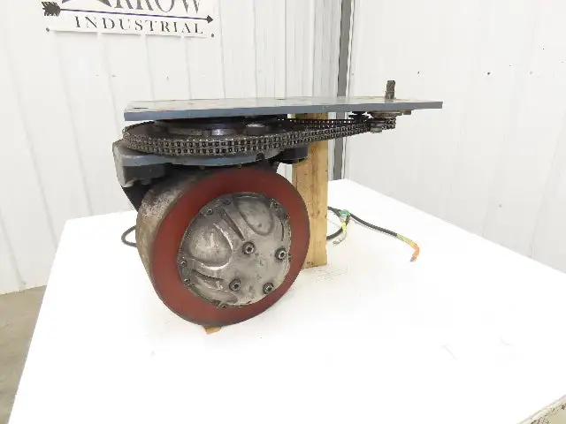 Used TENNANT _UNKNOWN_ Scrubbers Indiana US | Arrow Industrial #1489128