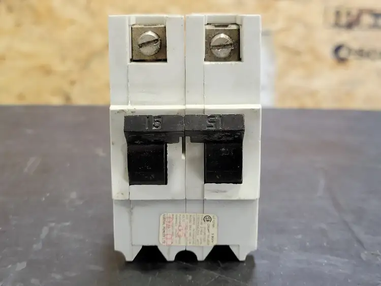 Used FEDERAL PIONEER NB215 Switchgears British Columbia CA | Lenmark #241798