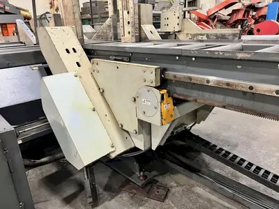 HYD-MECH V-25APC Vertical Band Saws | Machine Tool Emporium (6)