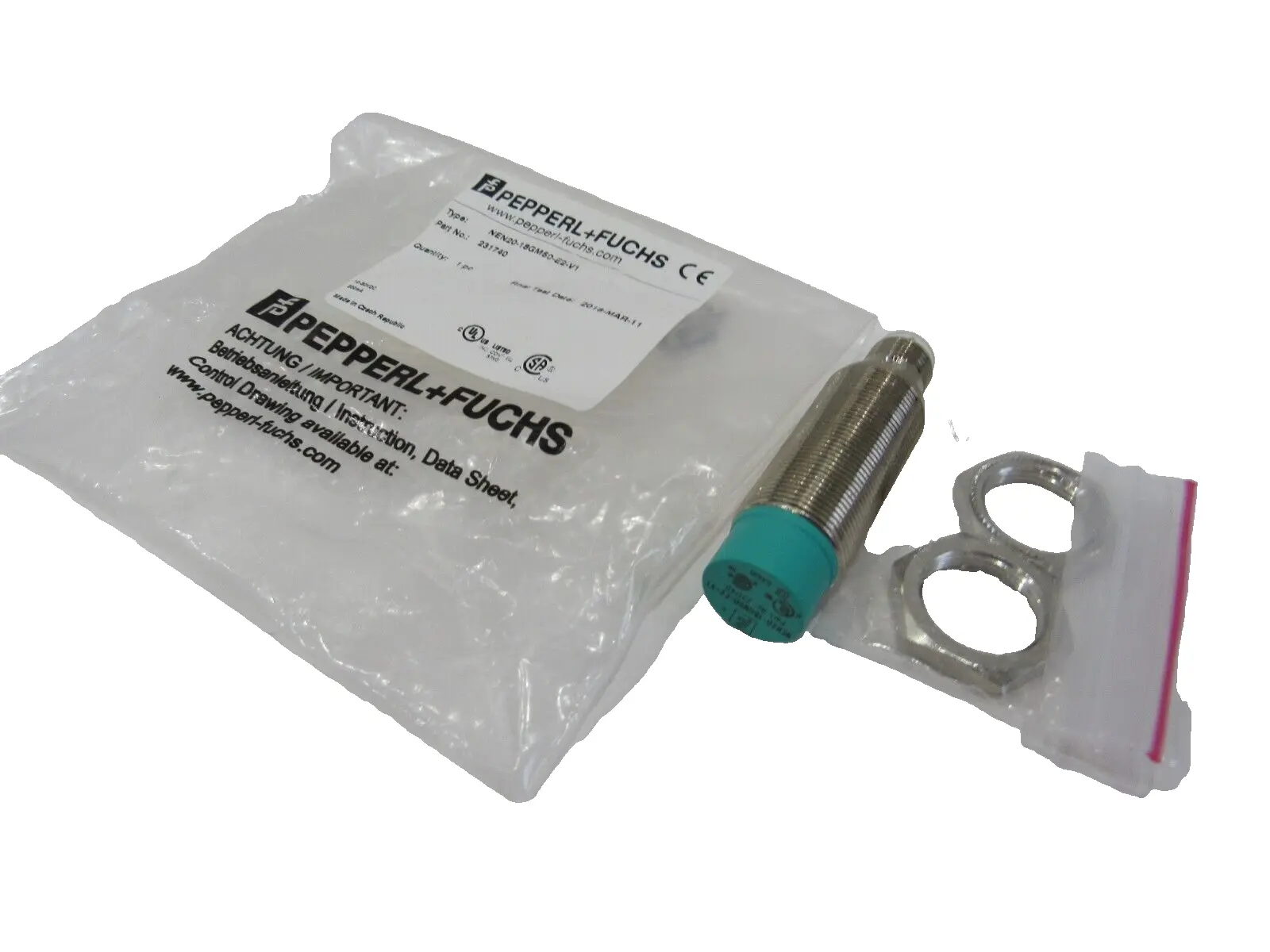 NEW PEPPERL+FUCHS 231740 INDUCTIVE SENSOR NEN20-18GM50-E2-V1