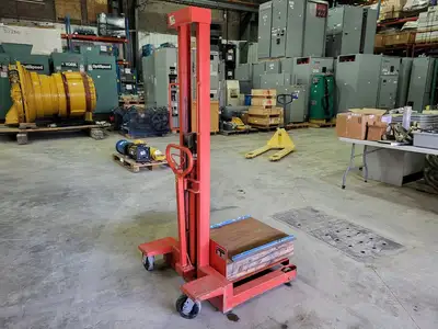 USED MAHAFFY MATERIALS SLH2424-70