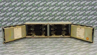Square D QMB-3603-T Panelboard Branch Switch 30 Amps 600VAC Series 2 Used