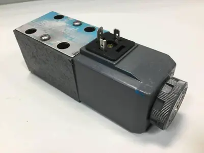 USED VICKERS DG4V322AMUHL760