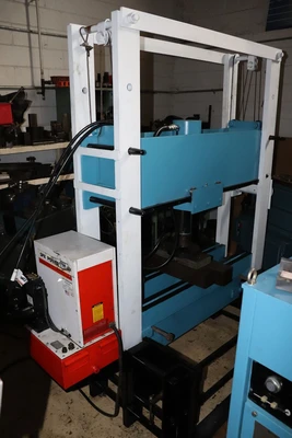 OTC Series YD-50 50 Ton H Frame Hydraulic Press
